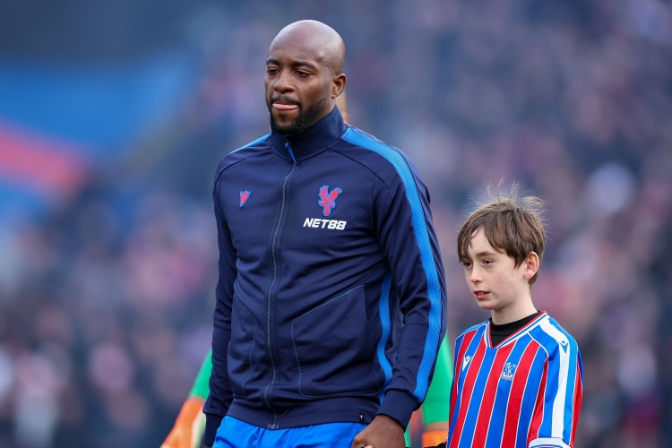 扎心！16岁道曼出战43分钟打进英超首球，西蒙斯1542分钟也仅1球