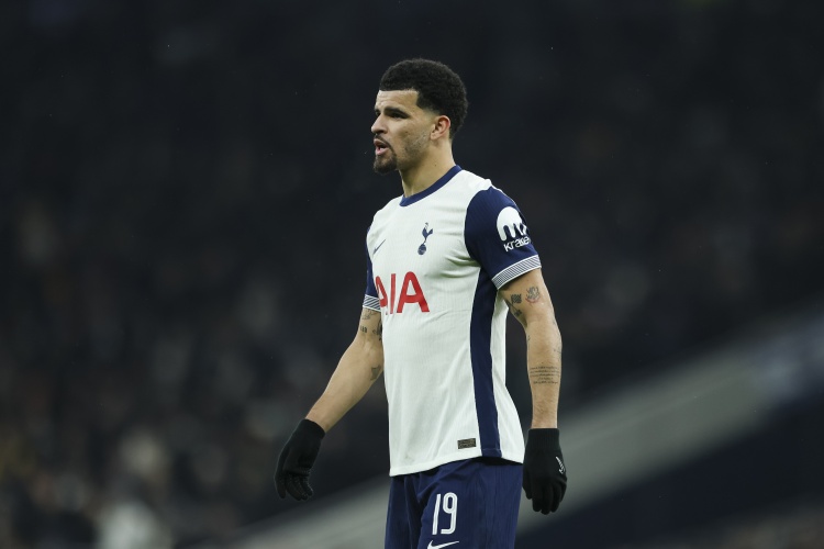 略有进步！亨德森14中8得到25分5板3助1断1帽 5失误还是太多